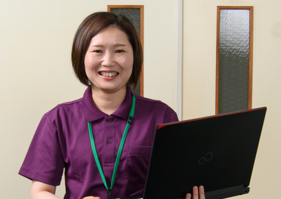 須賀　明日美さん